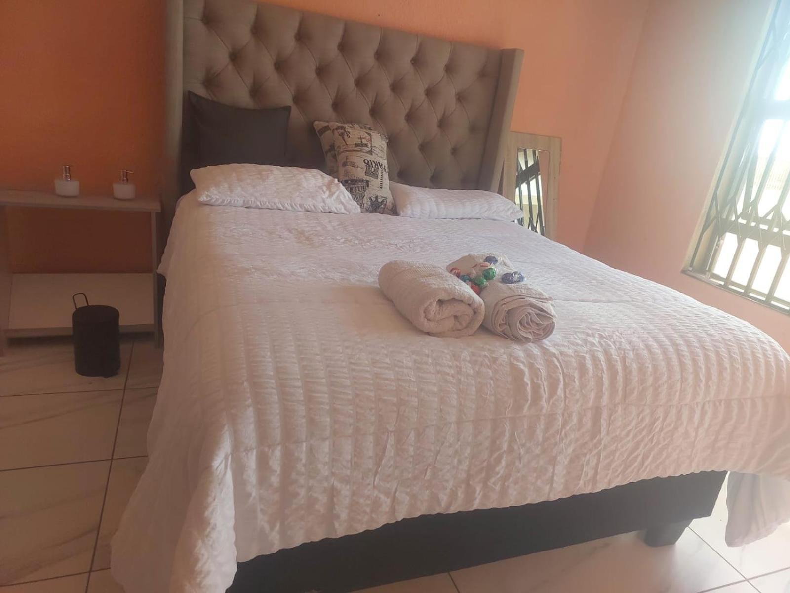 Mihandzu Guesthouse Randfontein Room photo